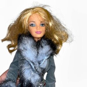 Fashion Fever Barbie fur coat Mackie Face Doll